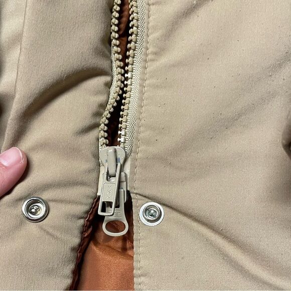 Vntg Woolrich Heavy Parka Coat Ladies Size Small - Picture 8 of 8